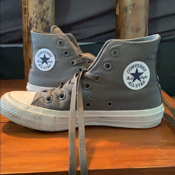 Converse high tops womens size 5 Clearance